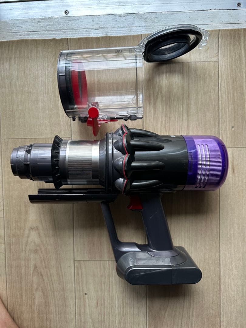 掃除機・クリーナー Dyson -SV18