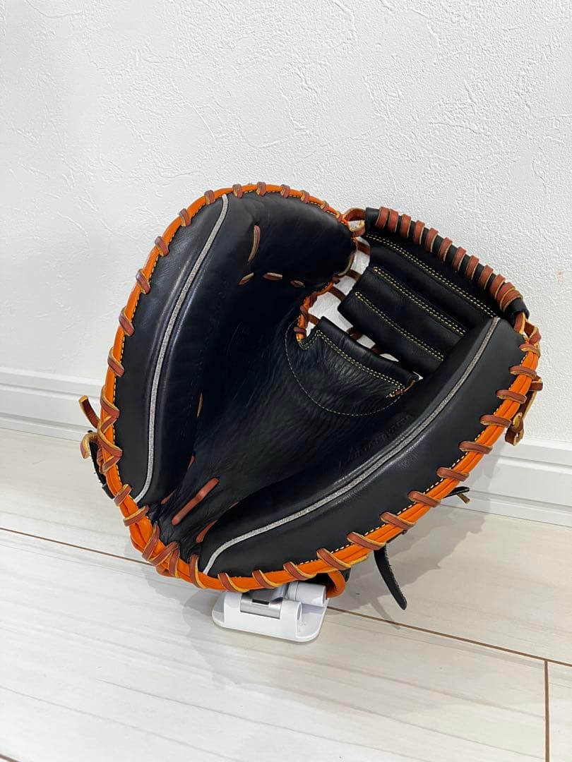 マ*ー様 HATAKEYAMA ハタケヤマ 硬式 ミット 左利き用 黒/オレンジ
