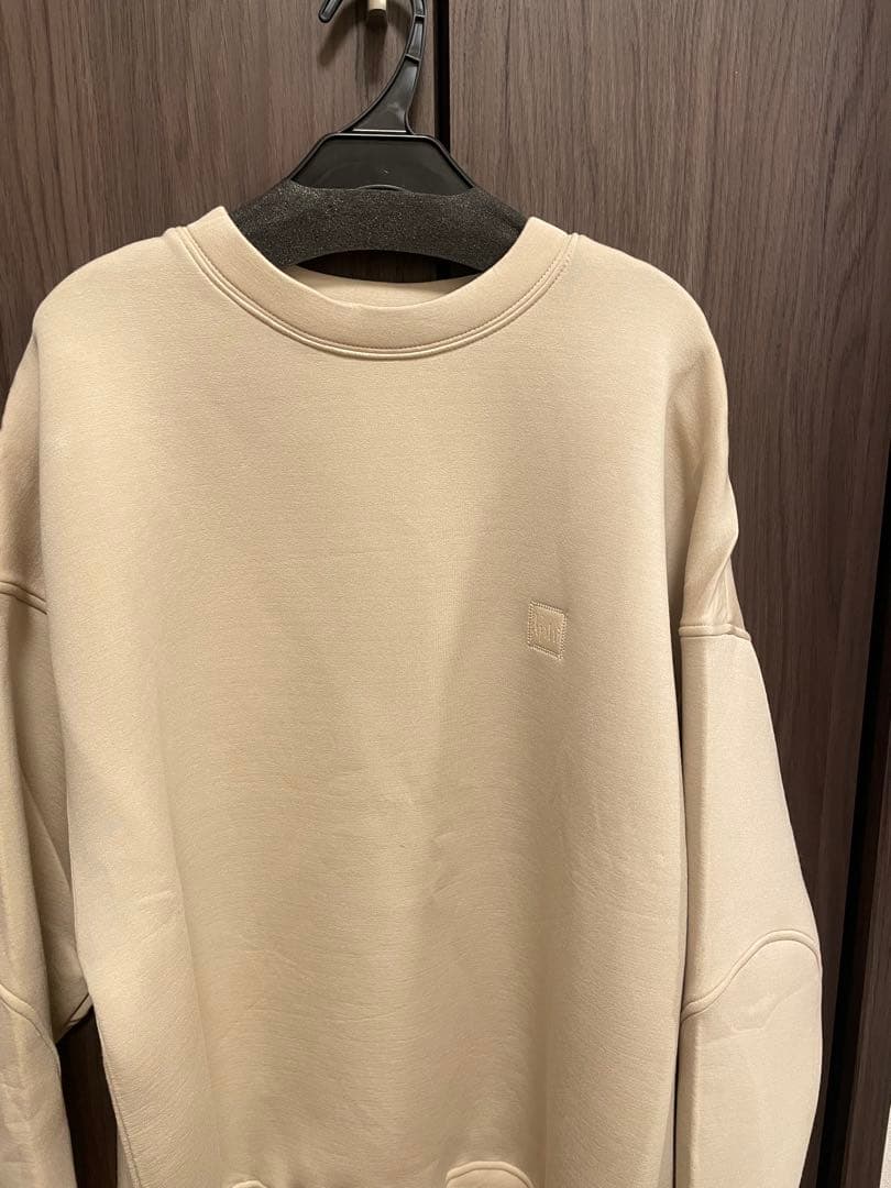 2025AW Eaphi LEATHER PATCH SWEATSHIRT