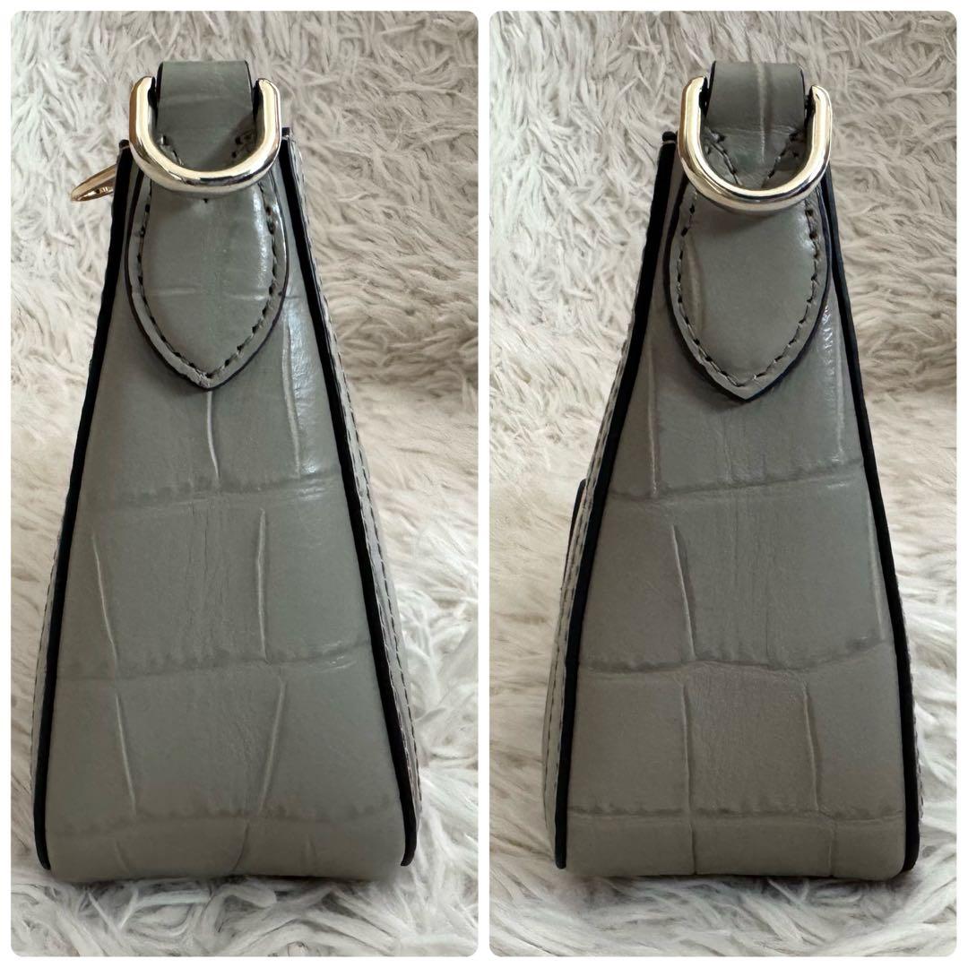 極美品✨フルラ 現行 ショルダーバッグ アテナ クロコ ロゴ レザー