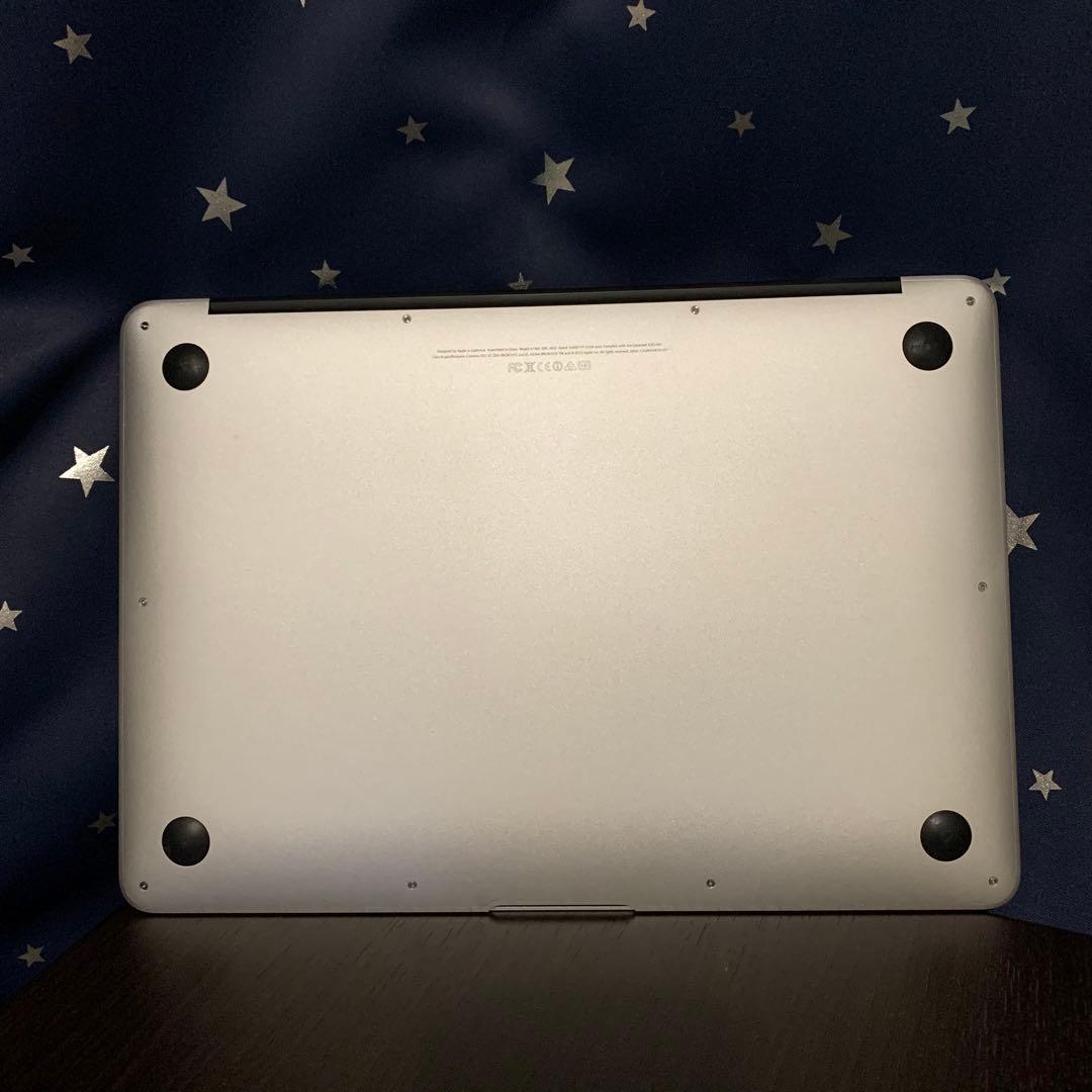 《中古》　Macbook Air A1466 13.3 軽量　認定整備済製品