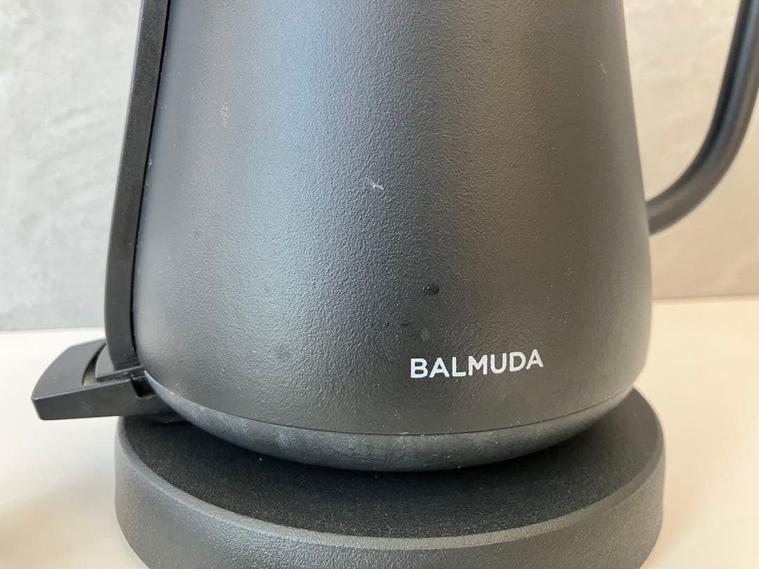 ジャンク品】BALMUDA 電気ケトル K02A-BK 黒 2020年購入 - メルカリ
