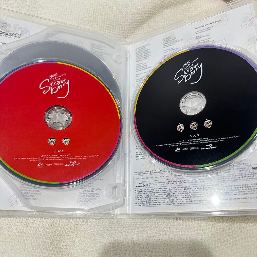 NEWS 15thAnniversary Live2018 Strawberry - メルカリ