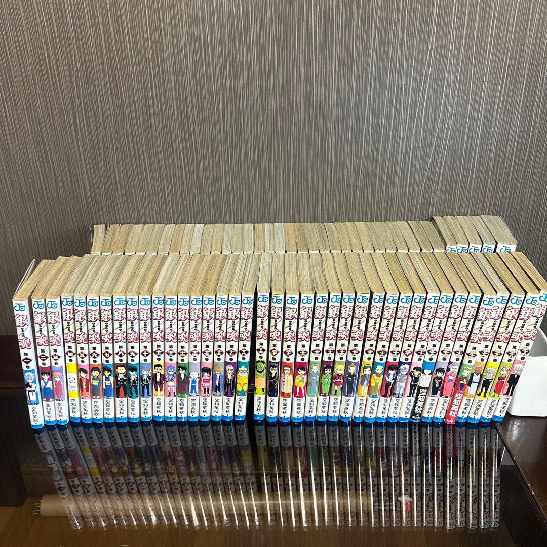 銀魂　1〜77巻　(※73巻無し)　空知英秋 銀魂 1〜77巻 (※73巻無し) 空知英秋 - メルカリ