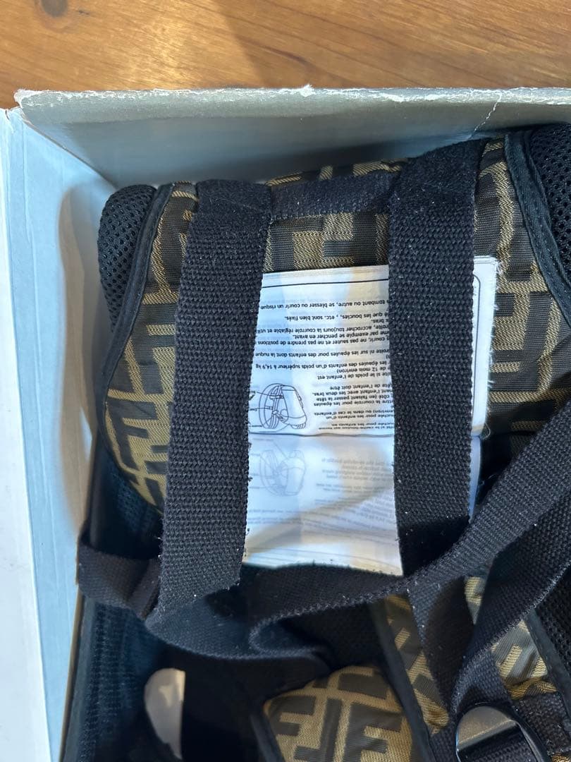 FENDI×アップリカ抱っこ紐 箱、取説付き