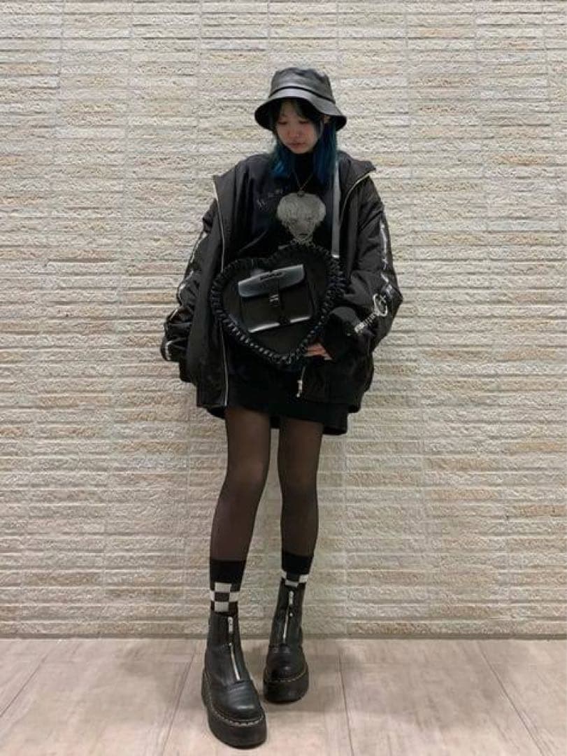 Dr.Martens ドクターマーチン ハートバック ハートフリルバック - メルカリ