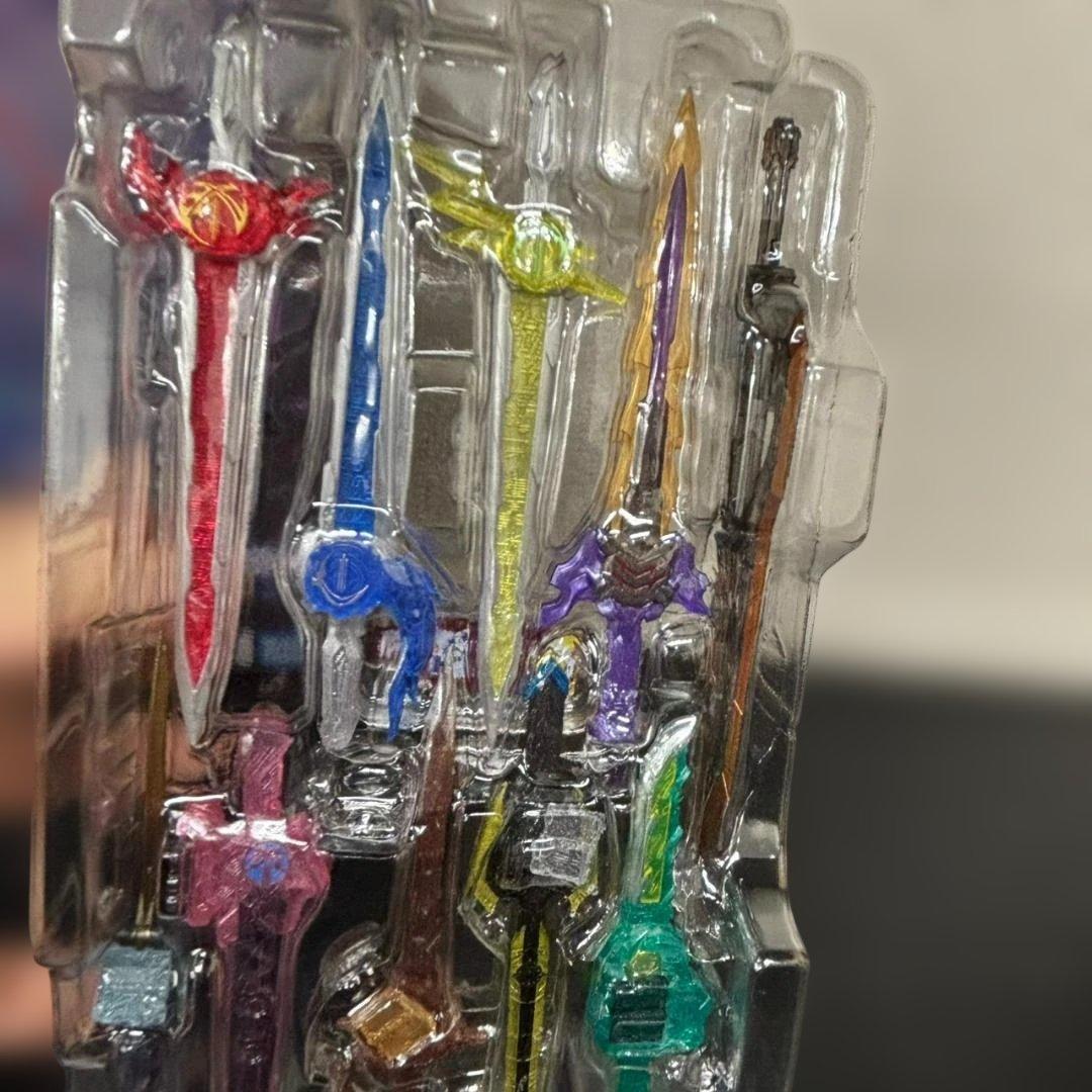 S.H.Figuarts　仮面ライダークロスセイバー 10聖剣セット　フィギュア