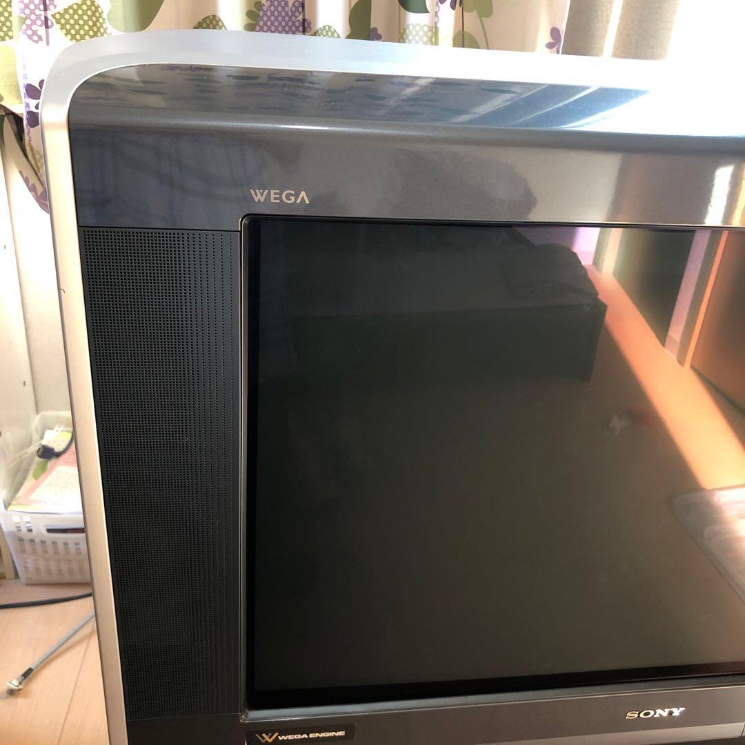 SONY ブラウン管テレビ Wega シルバー〔純正のスタンド付き）業者発送