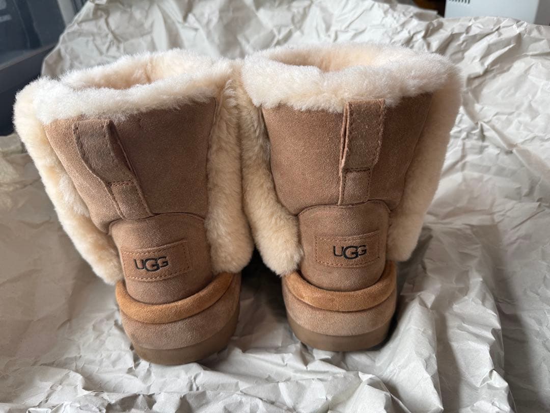 完売品】UGG Classic Chillapeakクラシック チラピーク23 - メルカリ