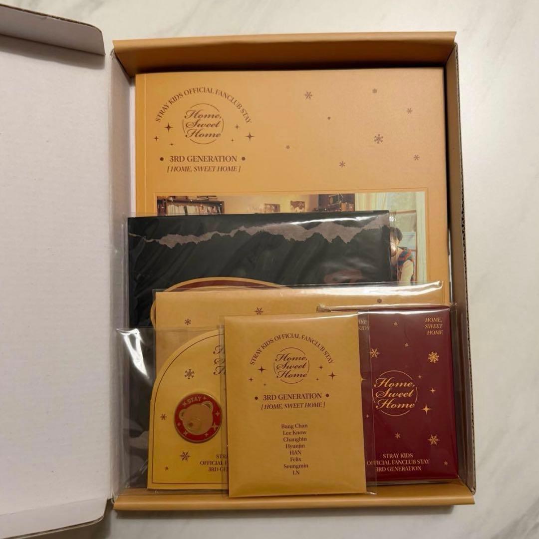 StrayKids 3期 キット ウェルカムギフト - メルカリ