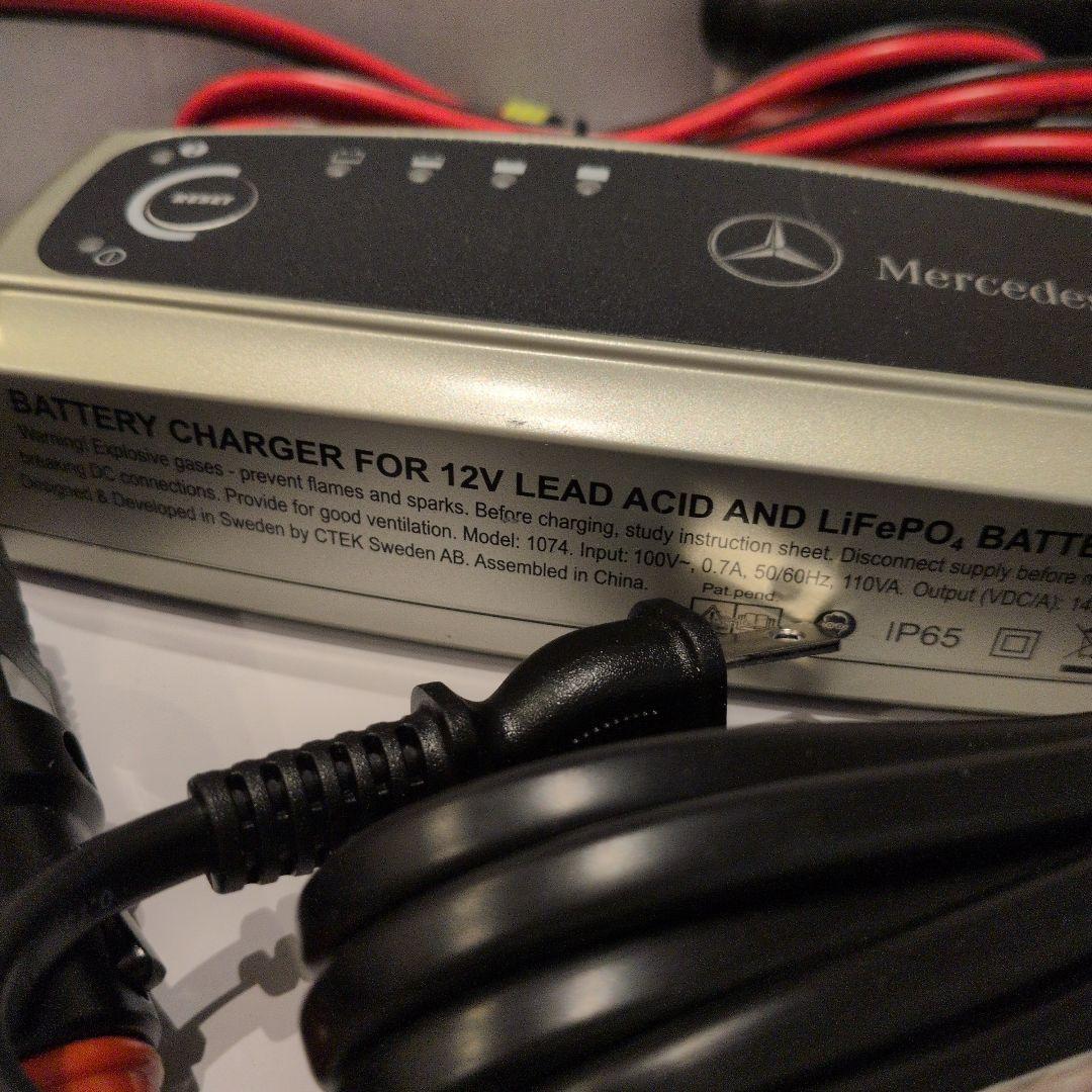 メルセデスベンツ純正バッテリーチャージャー A 000 982 48 03