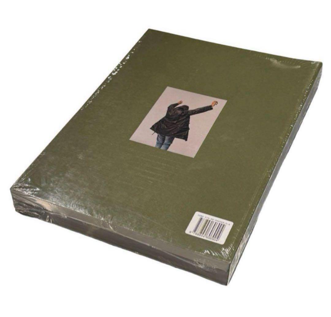 名作】C.P. COMPANY 971 - 021 アート本 - メルカリ