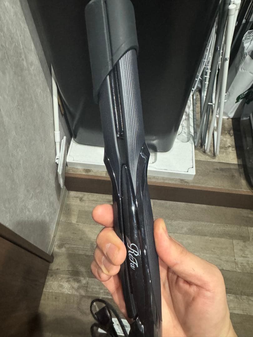 や*ー様 リファ　ストレートヘアアイロン ブラック リファビューテックストレートアイロンプロ（黒）¥23000 | hair care