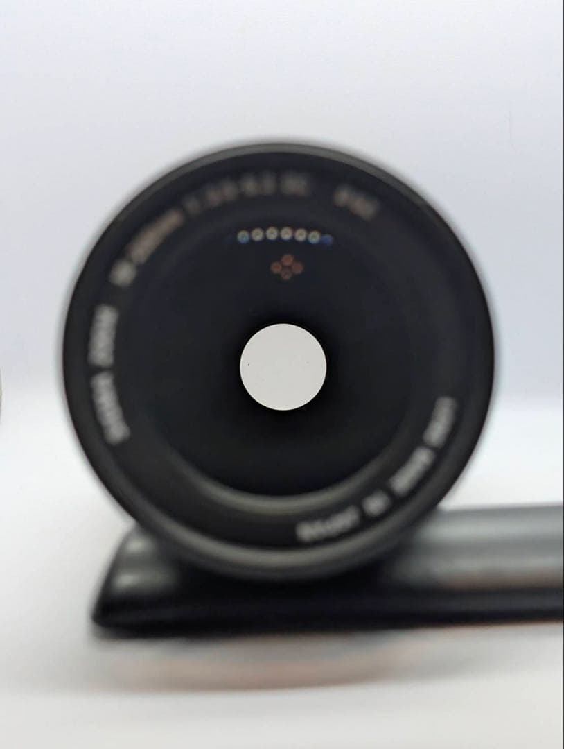 SIGMA 18-200mm F3.5-6.3 DC (キヤノンEFマウント)