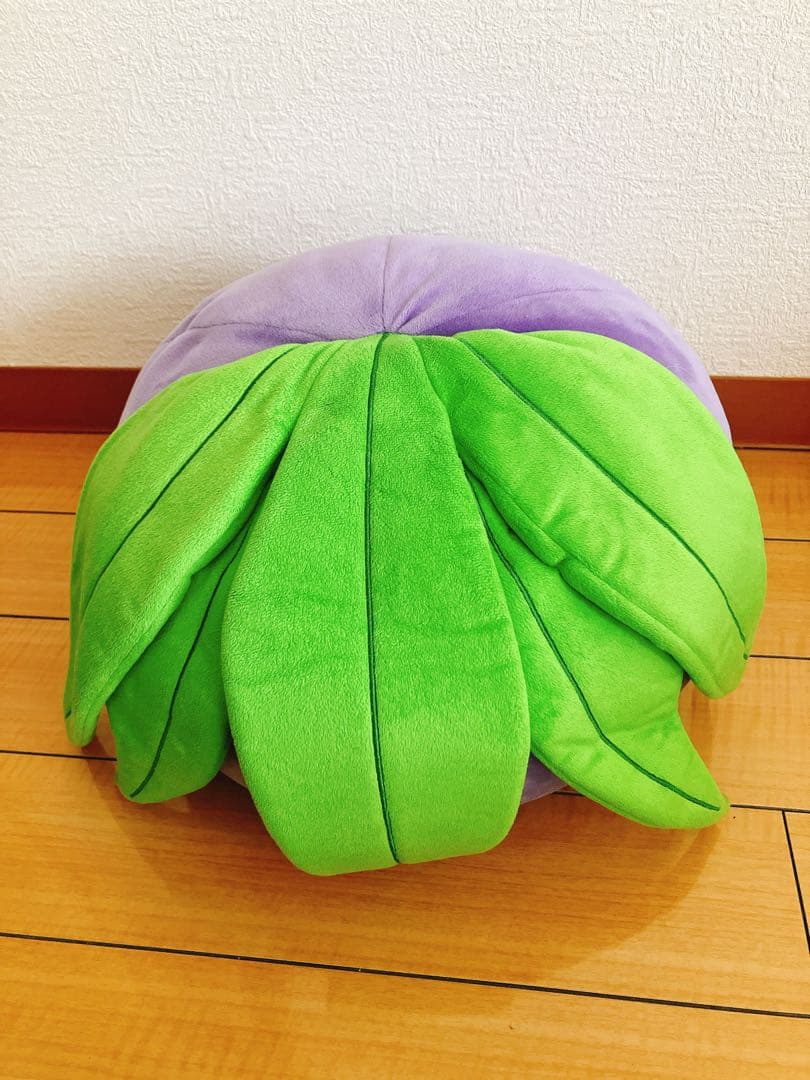 ポケモンセンター限定 ナゾノクサ もっちりまんまるクッション