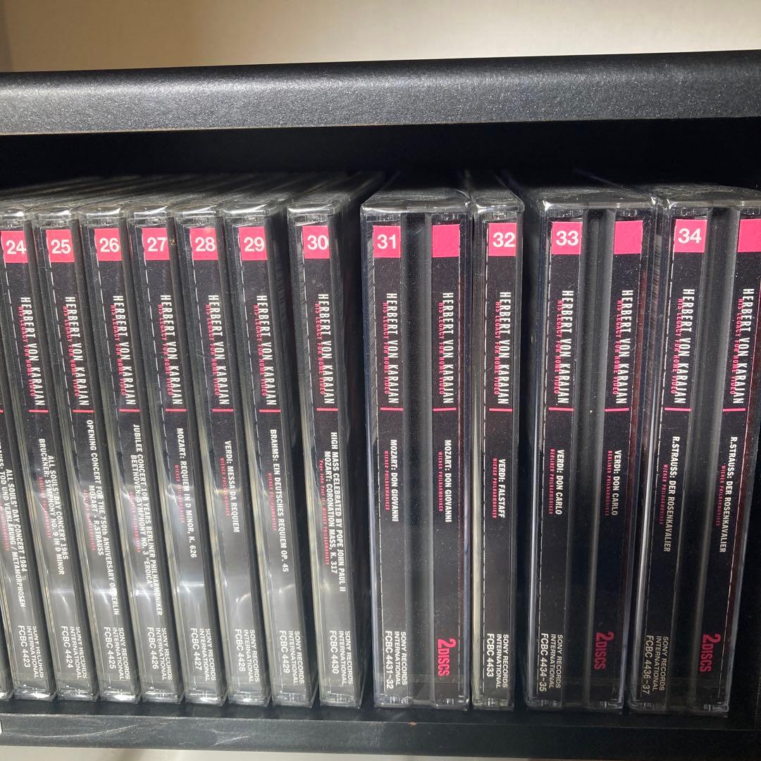 新品未開封　カラヤンdvd 全34巻　日本語解説本付き