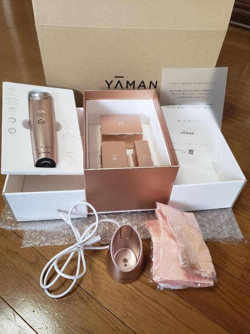 YA-MAN フォトプラスシャイニー Beauty Box RF美顔器 フォトプラス シャイニー Beauty Box | YA-MAN TOKYO JAPAN