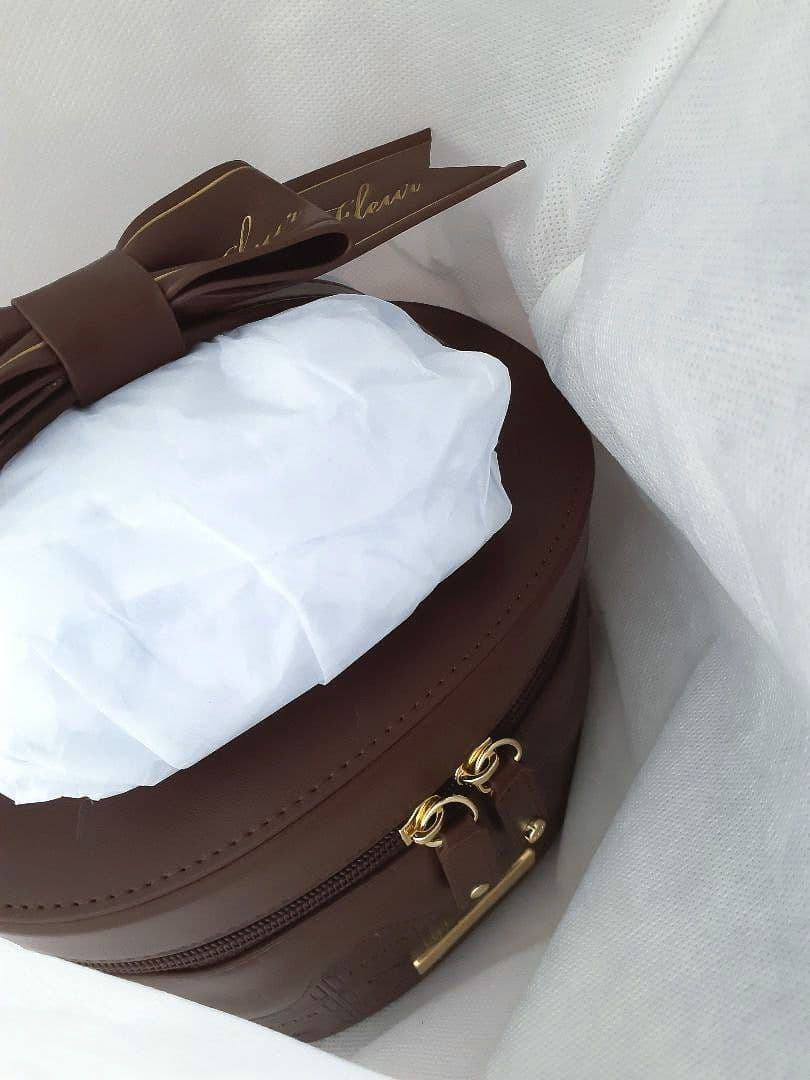 《完売品♡》メゾンドフルール　FLEURチョコレートキューブバッグ　ブラウン★