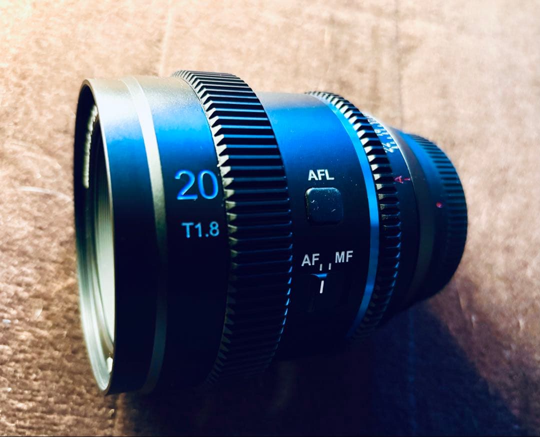 レンズ(単焦点) SIRUI 20mm T1.8 1.33x AF Anamorphic