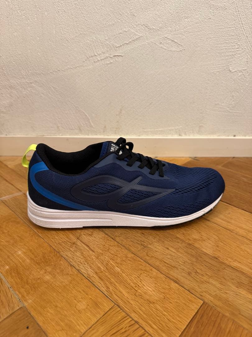 ビモロランニング ベロ・トリコ スペックス“ネイビー　25.5cm