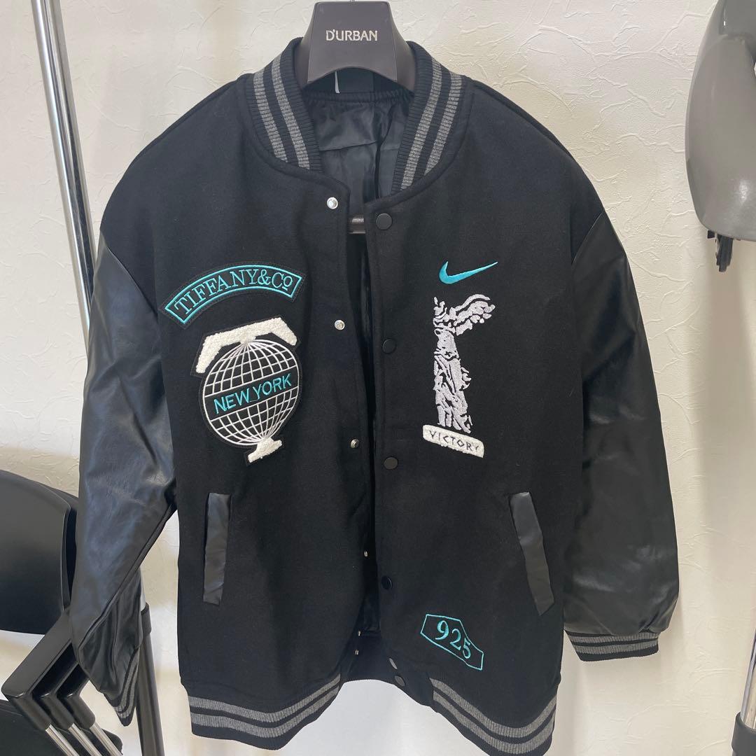 Tiffany & Co. Nike スタジャン Lサイズ 黒 激レア！限定品 NIKE × TIFFANY コラボ スタジャン (Nike/スタジャン