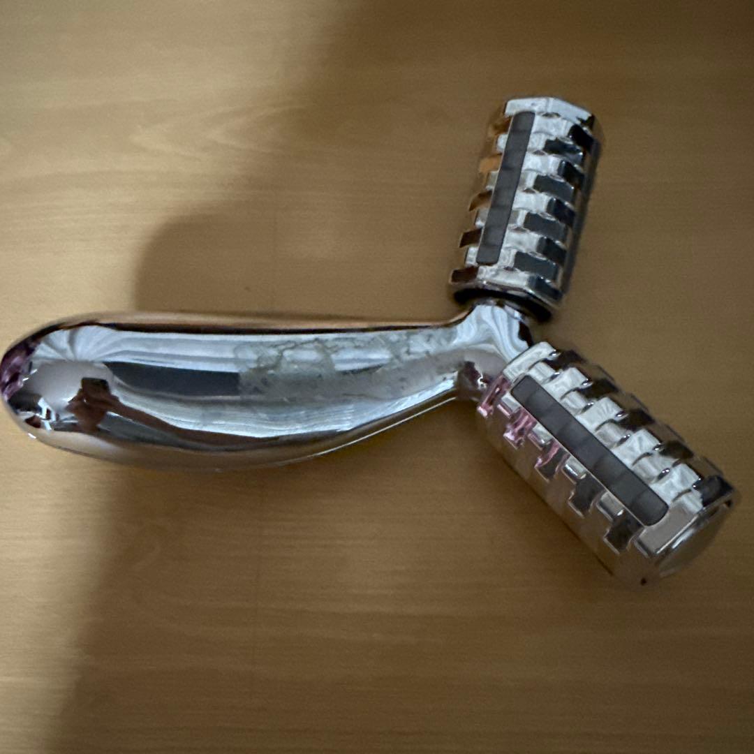 ReFa美顔ローラー ダブルローラー シルバー - メルカリ