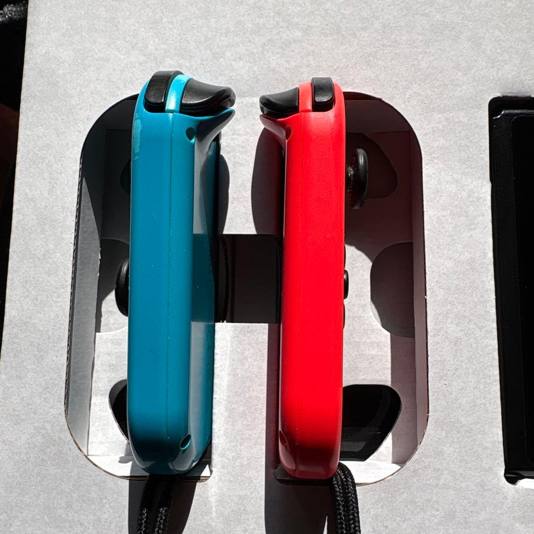 Nintendo Switch 本体5年使用Joy-Con左不具合あり傷汚れあり - メルカリ