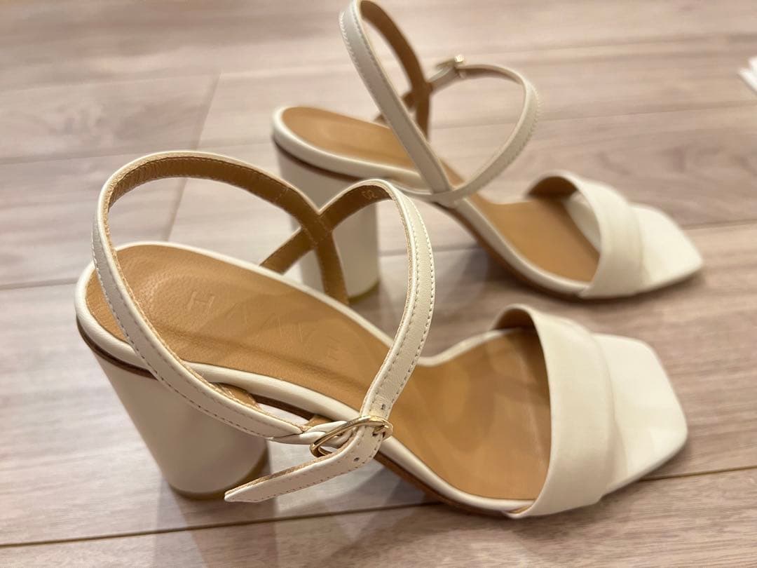 【美品】HAAVE ブライダルシューズ本革 【23.0cm】8.5cmヒール