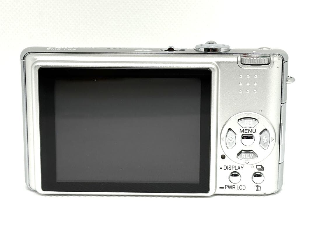 パナソニック　Panasonic LUMIX DMC-FX9 シルバー《元箱付》