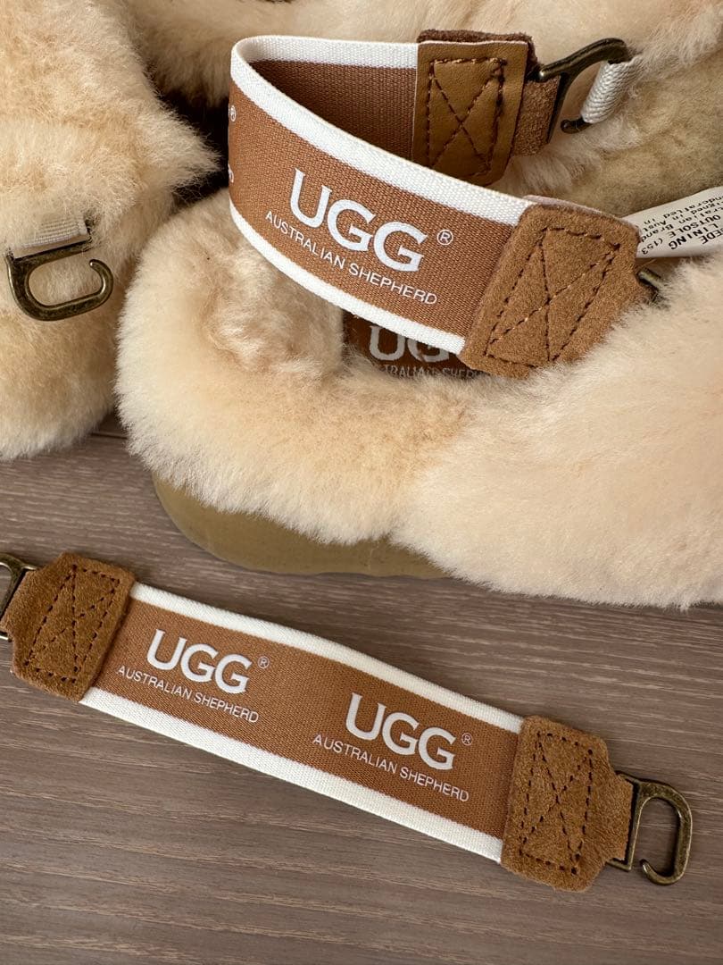 AUS店購入❣️UGG Funkette 2025限定ファーベルト付 - メルカリ