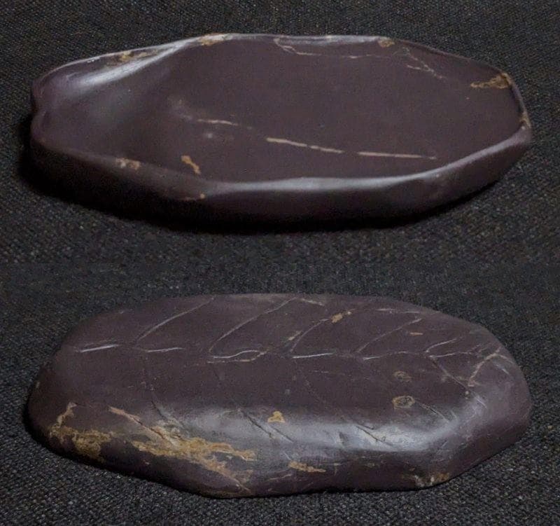 端渓・葉脈文天成硯】◇金線・冰紋の紫黒美石◇