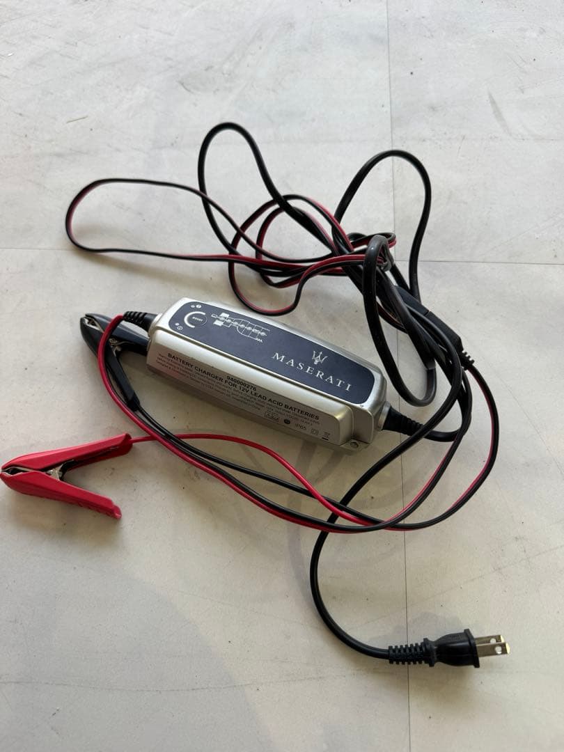 マセラティ バッテリーチャージャー - メルカリ