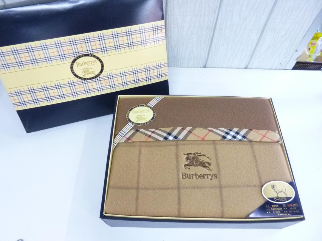 バーバリー 純毛毛布 Burberrys ウールブランケット 140×200cm - メルカリ