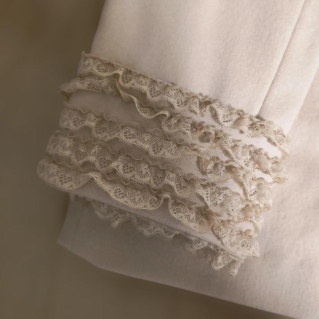 ピンクハウスフリル付きウール混紡ベージュコート（中古品）