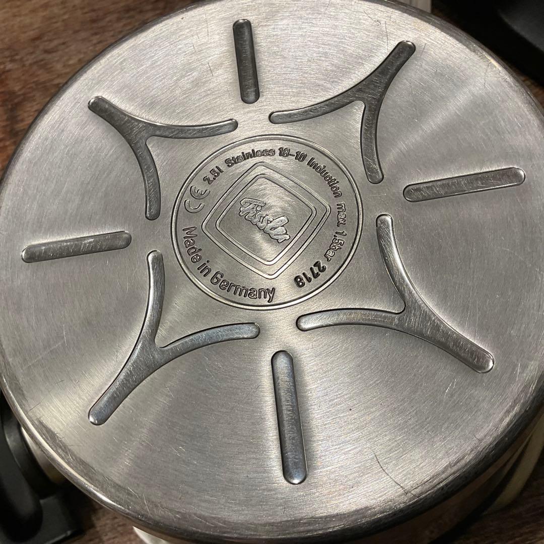 美品！フィスラー (Fissler) 圧力鍋 ビタビット プレミアム 2.5L