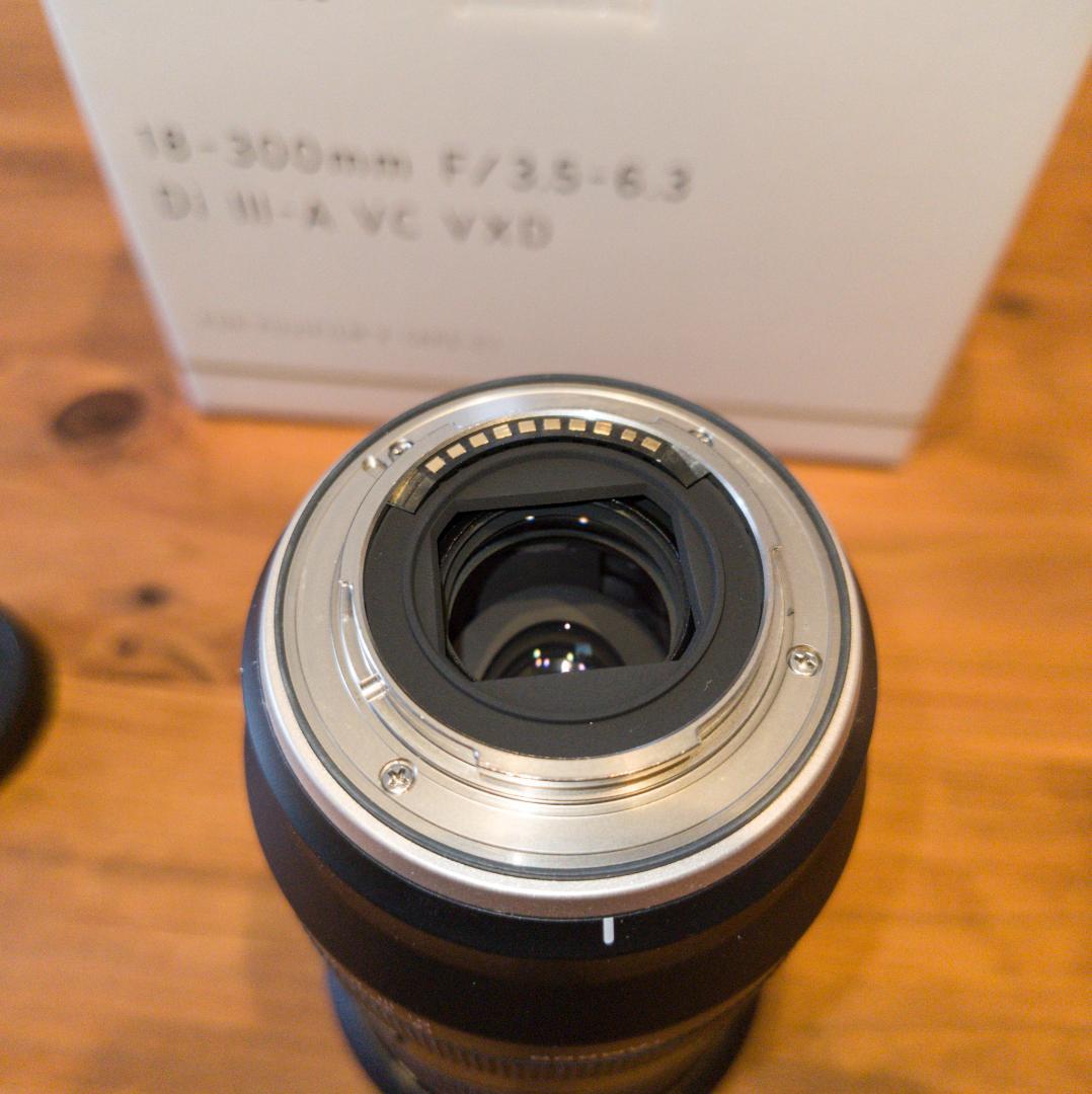 【箱あり】tamron 18-300mm F/3.5-6.3 xマウント用