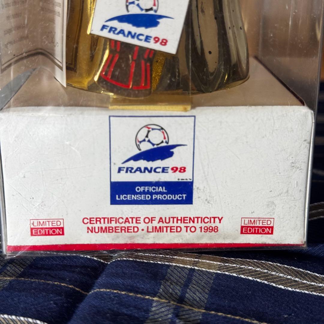 限定1998本シリアル入 98年フランスW杯 コカコーラ ゴールドボトル 箱