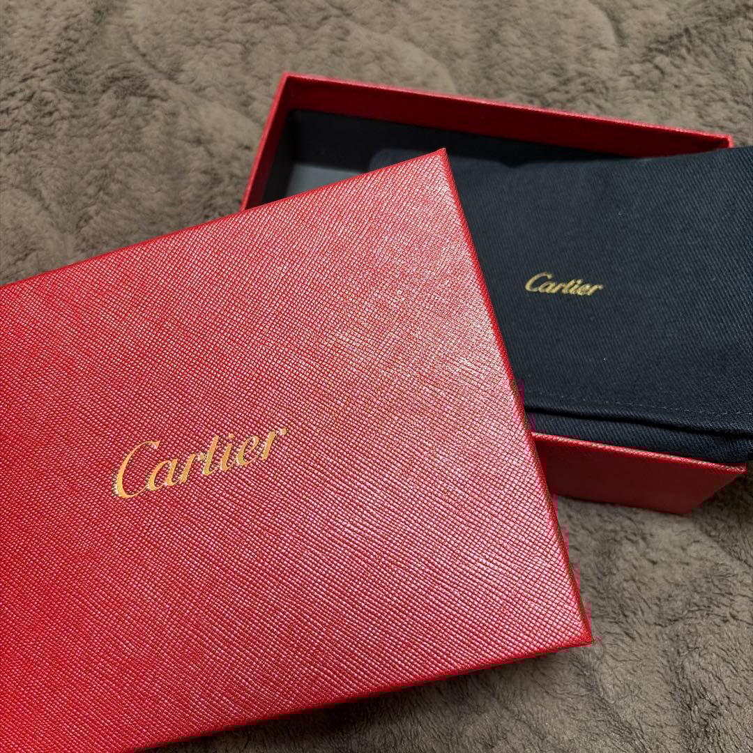 Cartier 赤 ギフトボックス - メルカリ