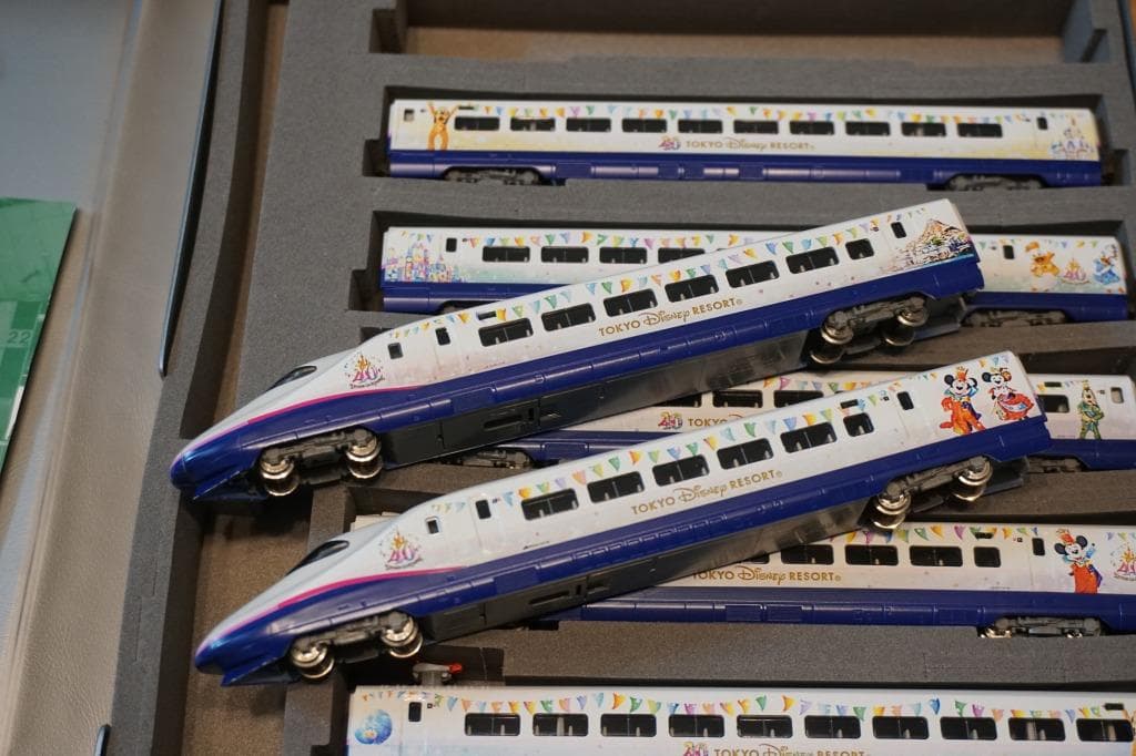 E2系 「Magical Dream Shinkansen仕様」 10両編成 - メルカリ