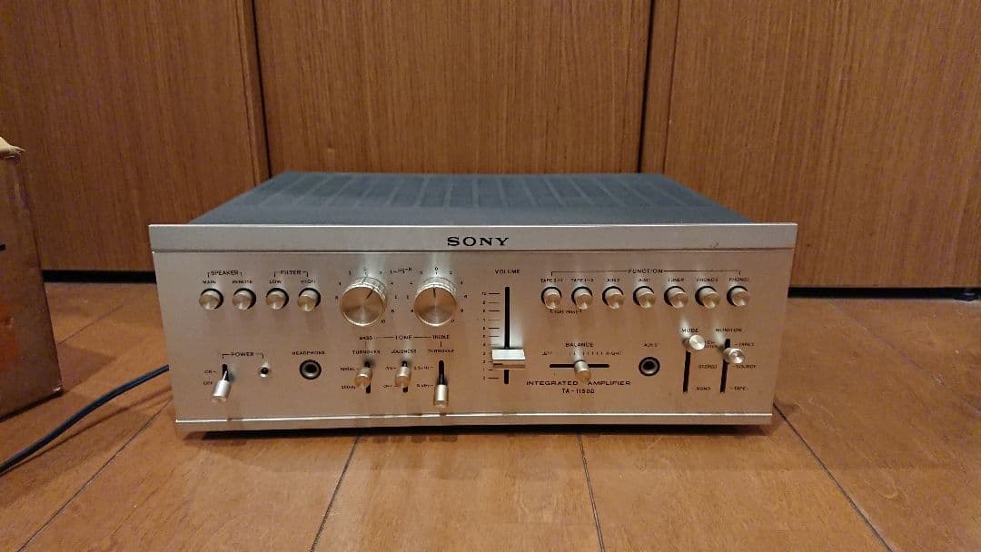 稀少 外箱 説明書付 プリ・メインアンプ SONY TA-1150D - メルカリ