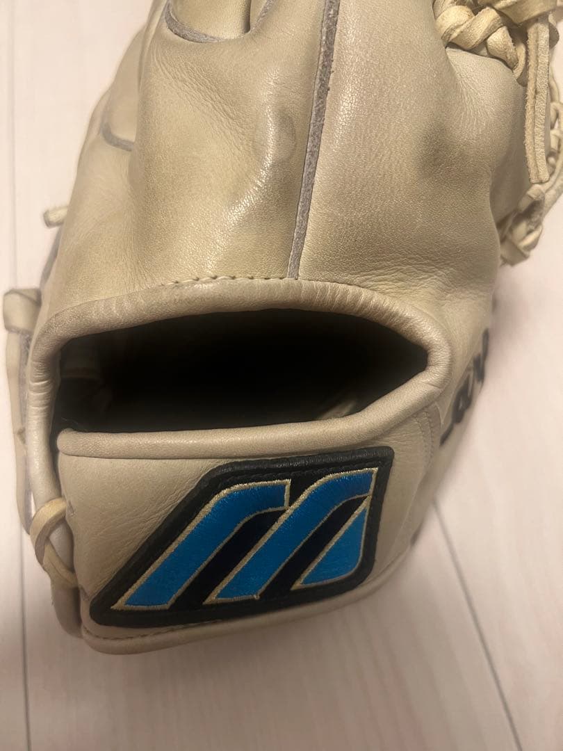 広島東洋カープ 野村謙二郎選手 7 実使用 グラブ 支給品 - メルカリ