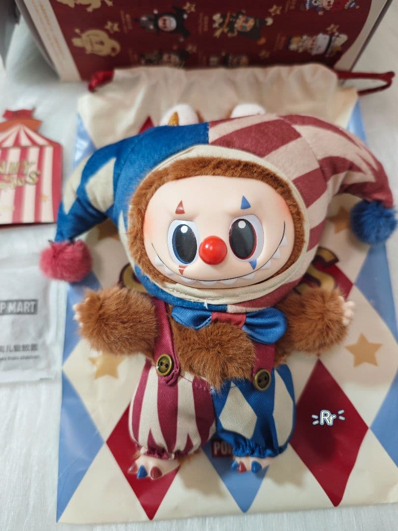 POPMART Why So Seriousぬいぐるみ ラブブ Juggling - メルカリ