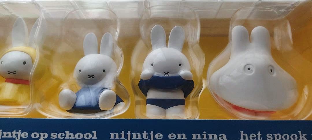 ディック・ブルーナ誕生60周年記念ミッフィー展限定フィギュア6体