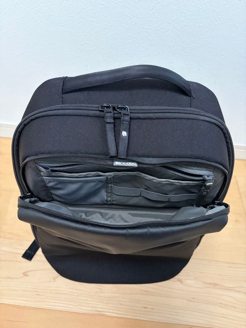 値下げ incase A.R.C. Daypack / 20L -Black-