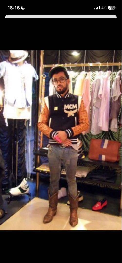 クラウディアフィン　　MCM liquor,woman&tears