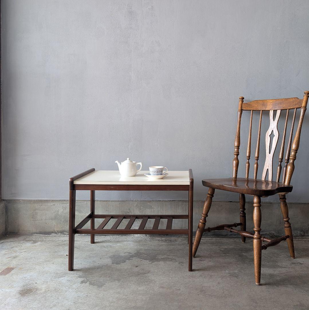 古家具】カリモク 白い天板 ウォルナット色のカフェテーブルB サイド