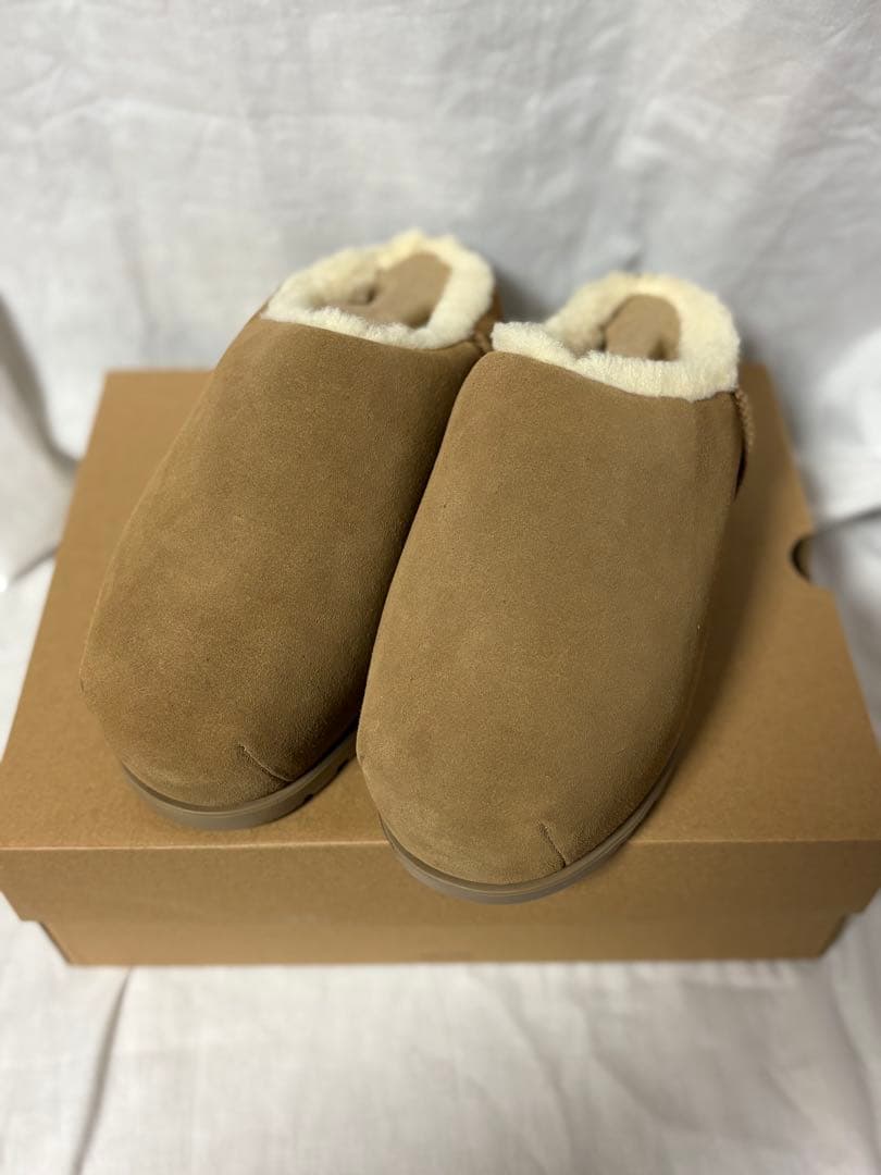 ⭐️新品⭐️UGG W PUMPED SLIED【パンプドスライド】 - メルカリ