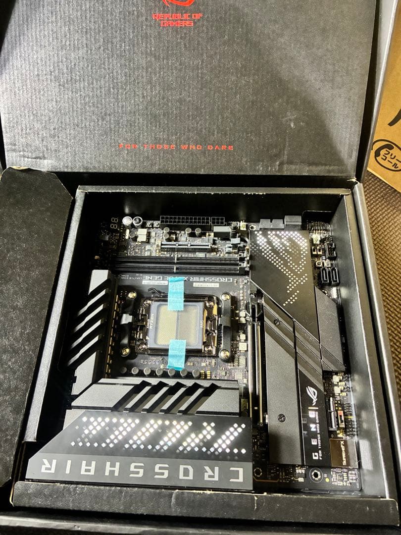 再出品】ASUS ROG CROSSHAIR X670E マザーボード（中古） - メルカリ