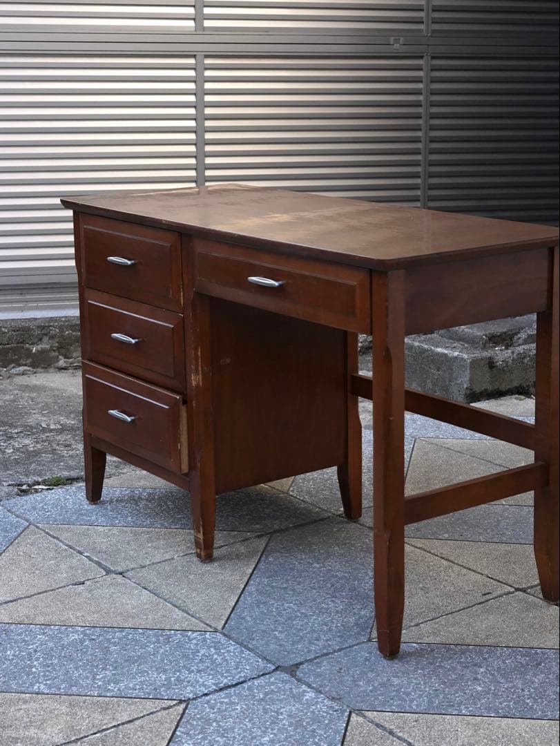 B.P.John Furniture vintage 片袖デスク　1967年製