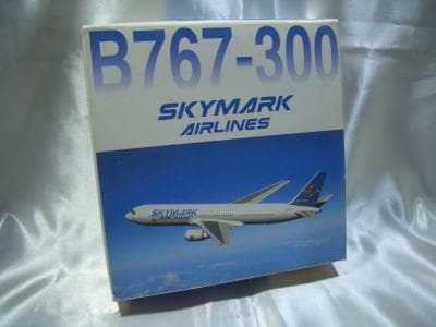 1/400 スカイマーク B767－300ER JA767C メイド